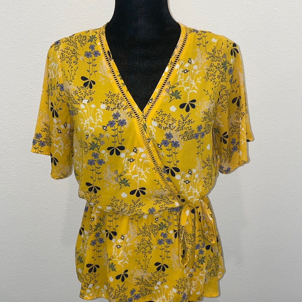 Sienna Sky Yellow Floral Short Sleeve Shirt